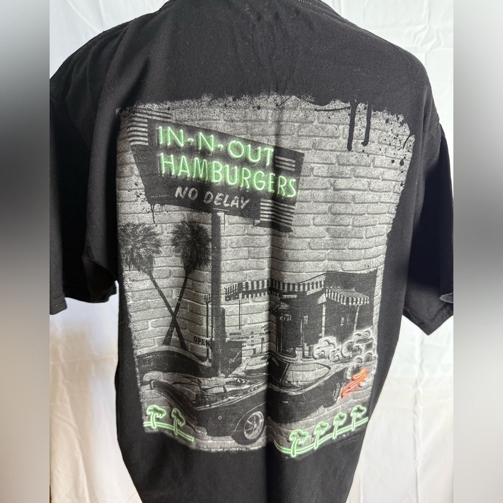 In-N-Out Burger Arizona Tee - Picture 2 of 4
